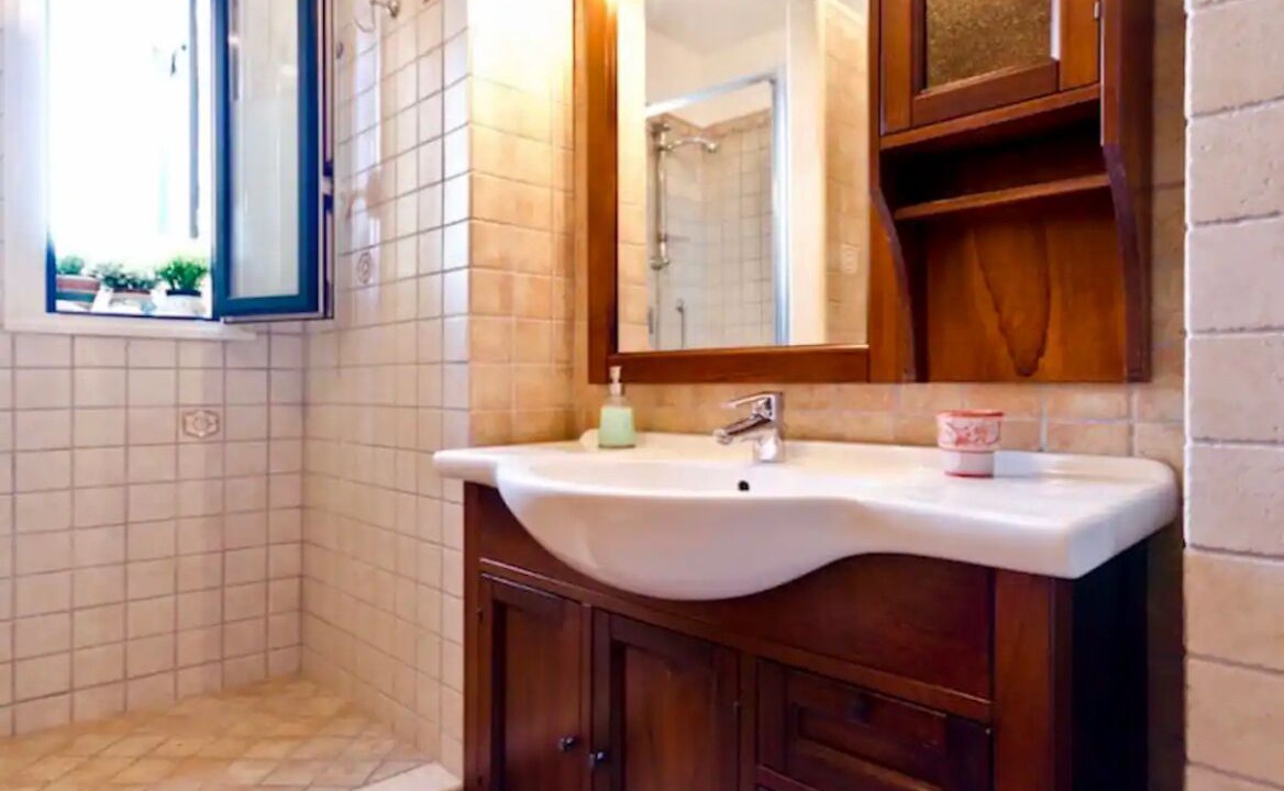 Photo of Bathroom in Giardini Naxos