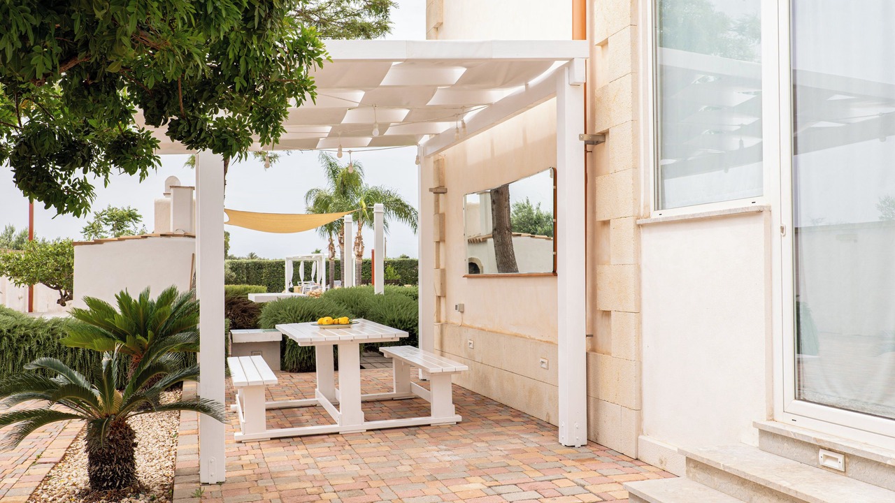 Photo of Outdoor in Arini