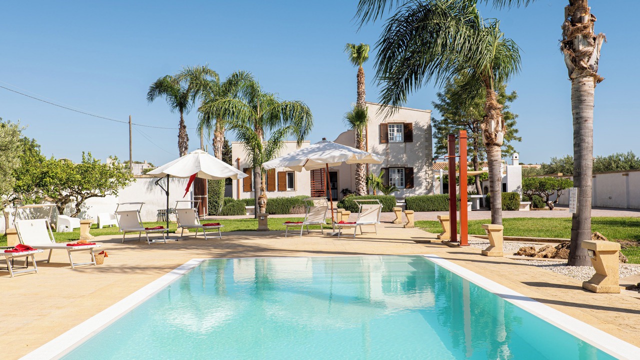 Photo of Outdoor in Arini