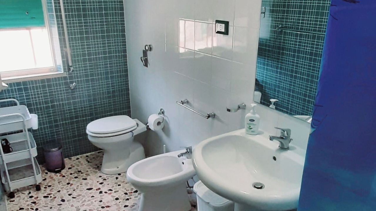 Photo of Bathroom in Lido Marausa