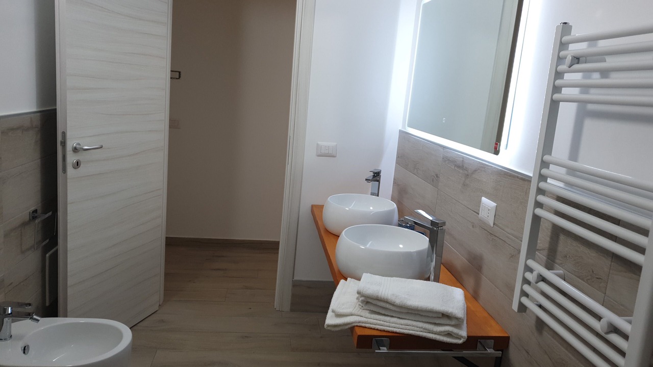 Photo of Bathroom in Contrada Pistavecchia 2