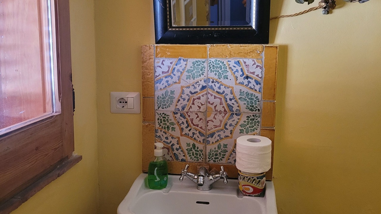 Photo of Bathroom in Reitano