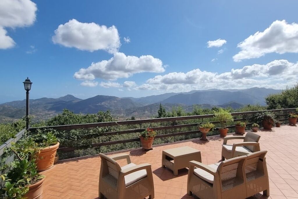 Photo of Patio Balcony in Castelbuono