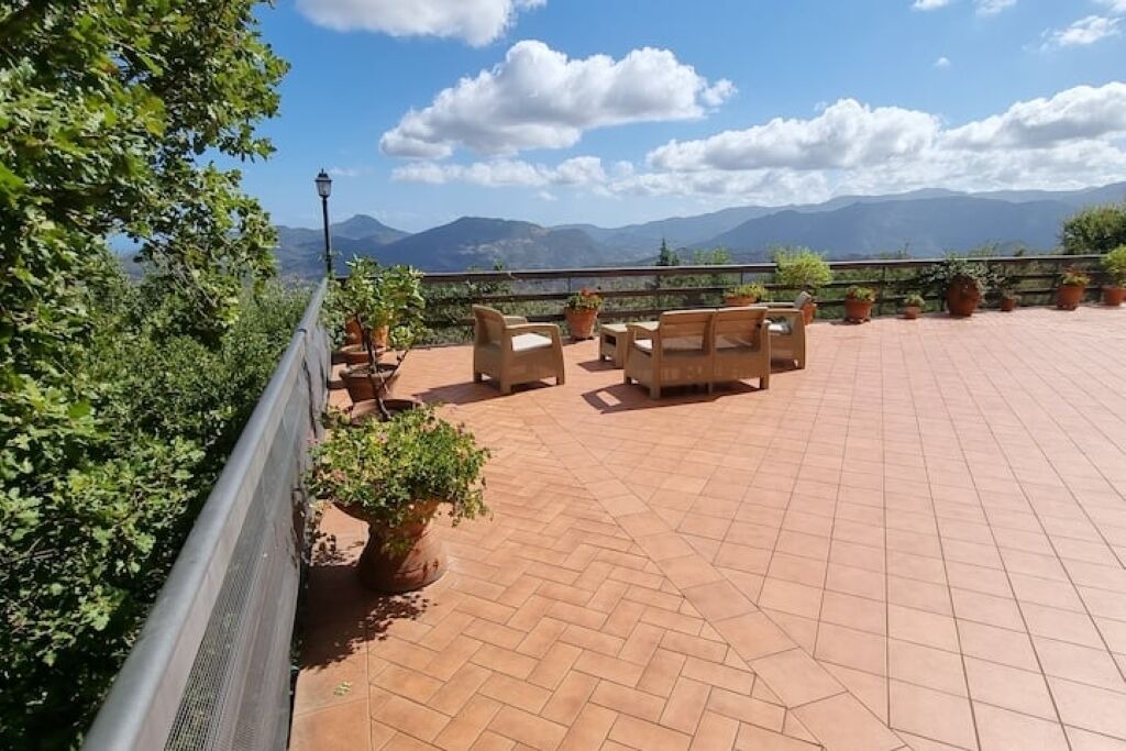 Photo of Patio Balcony in Castelbuono