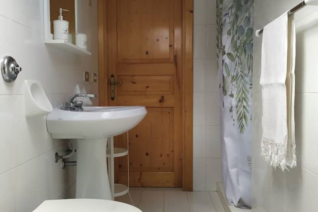 Photo of Bathroom in Castelbuono
