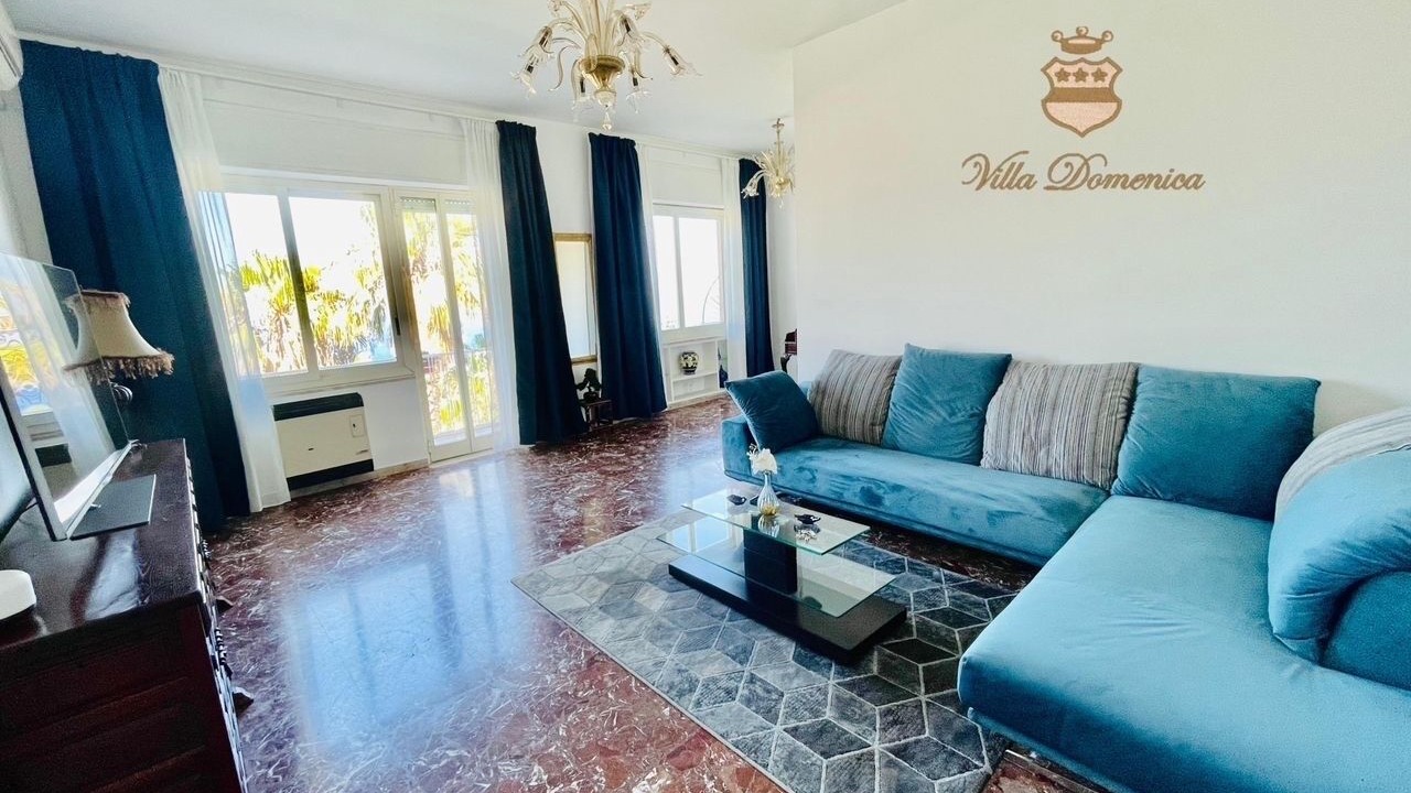 Photo of Livingroom in Taormina City Centre