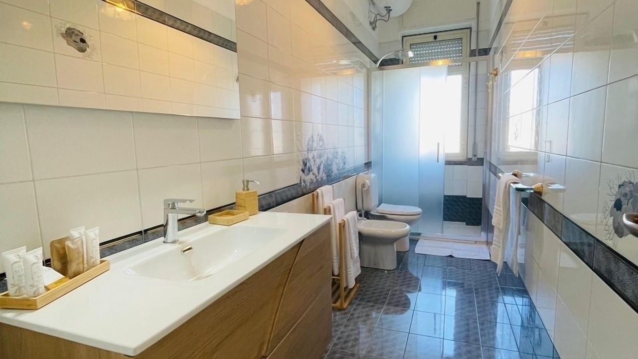Photo of Bathroom in Taormina City Centre