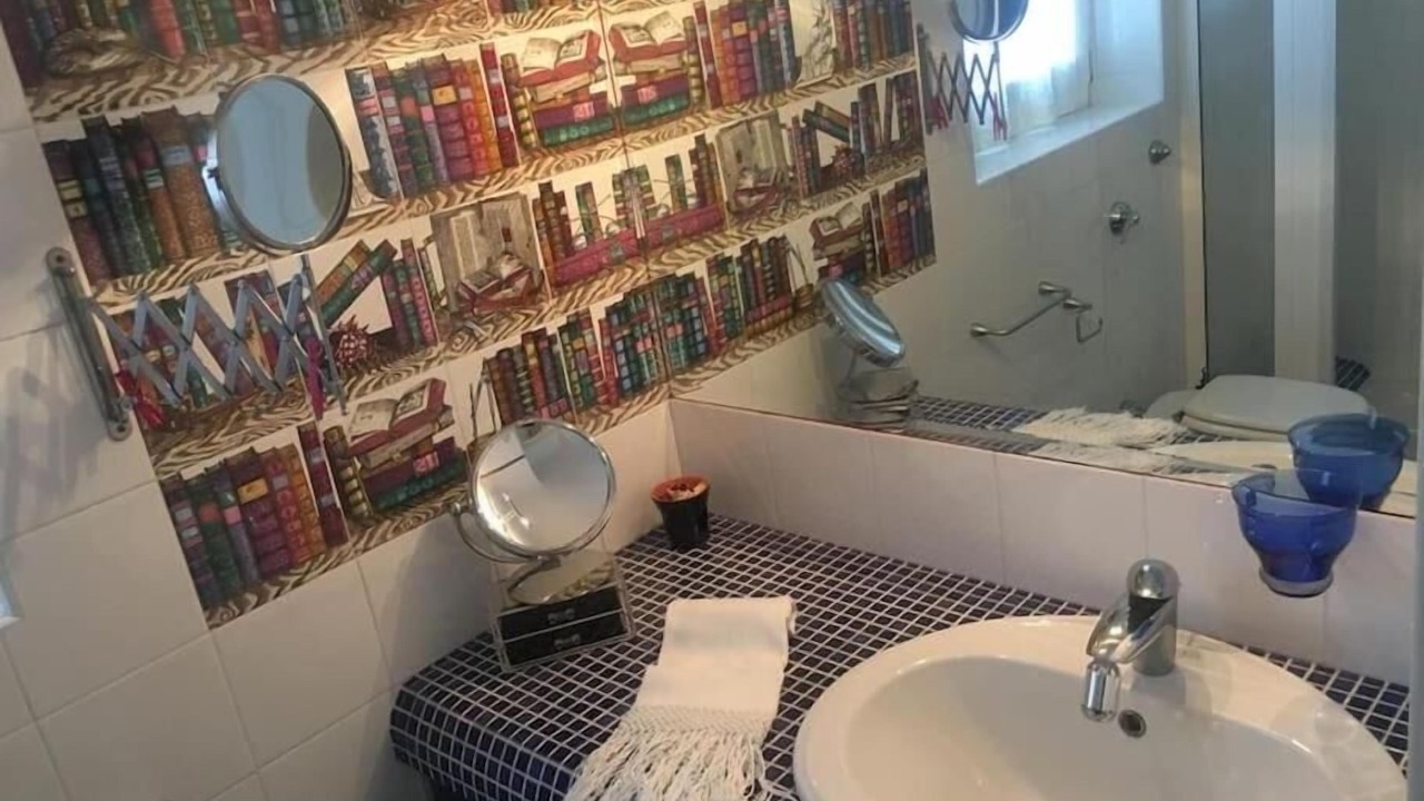 Photo of Bathroom in Marsala
