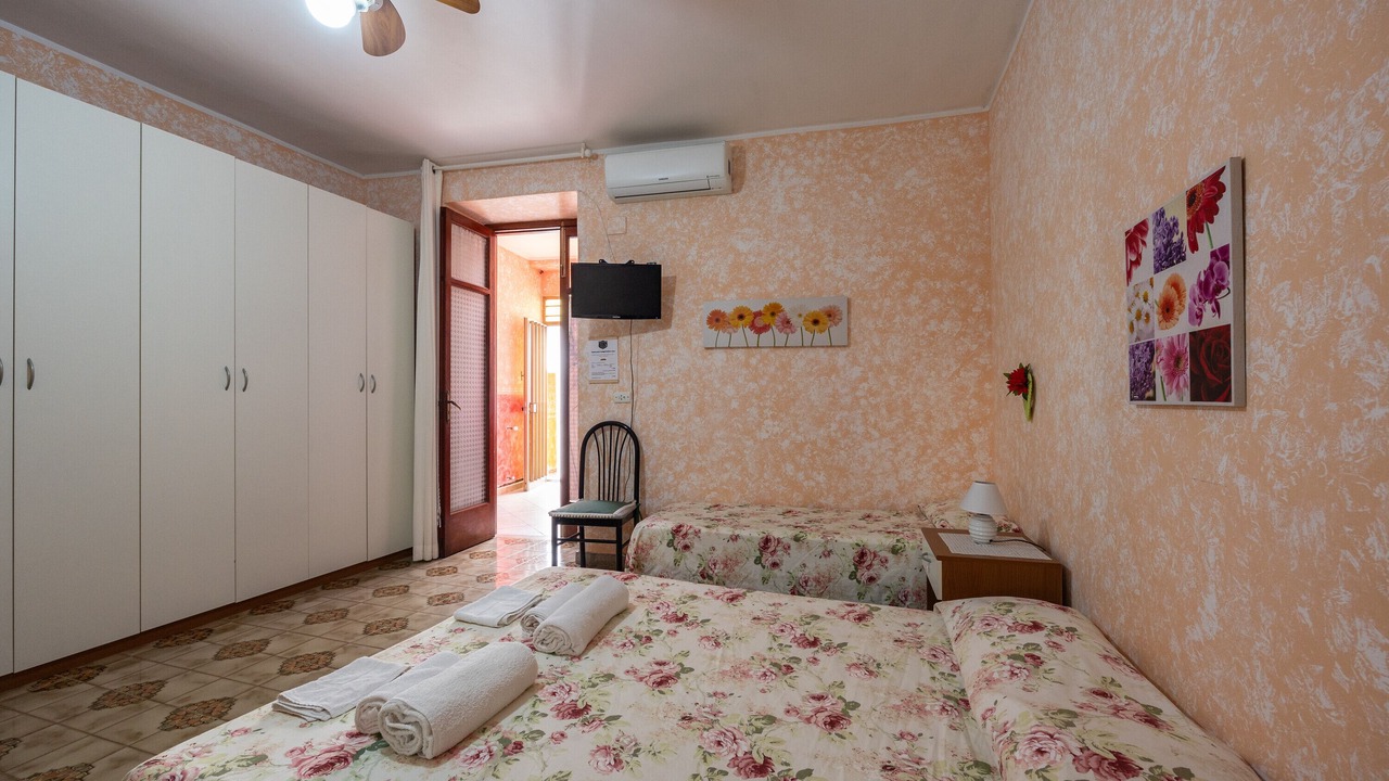 Photo of Bedroom in Ficarra