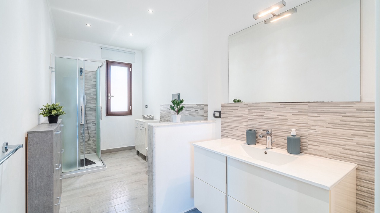 Photo of Bathroom in Carrozziere