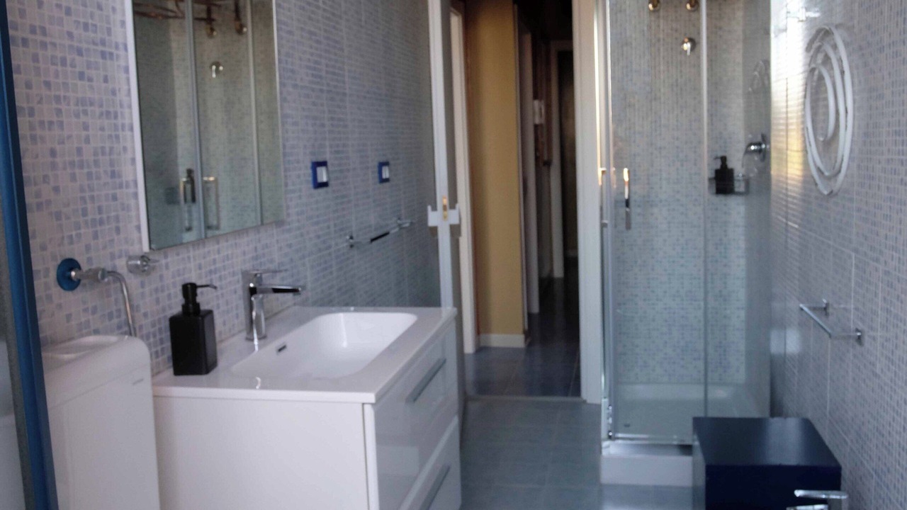 Photo of Bathroom in Reitano