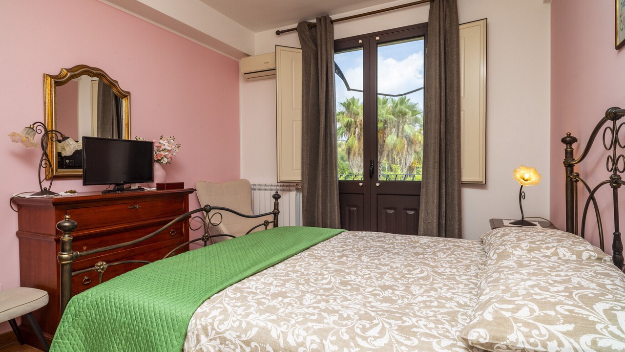 Photo of Bedroom in Piedimonte Etneo