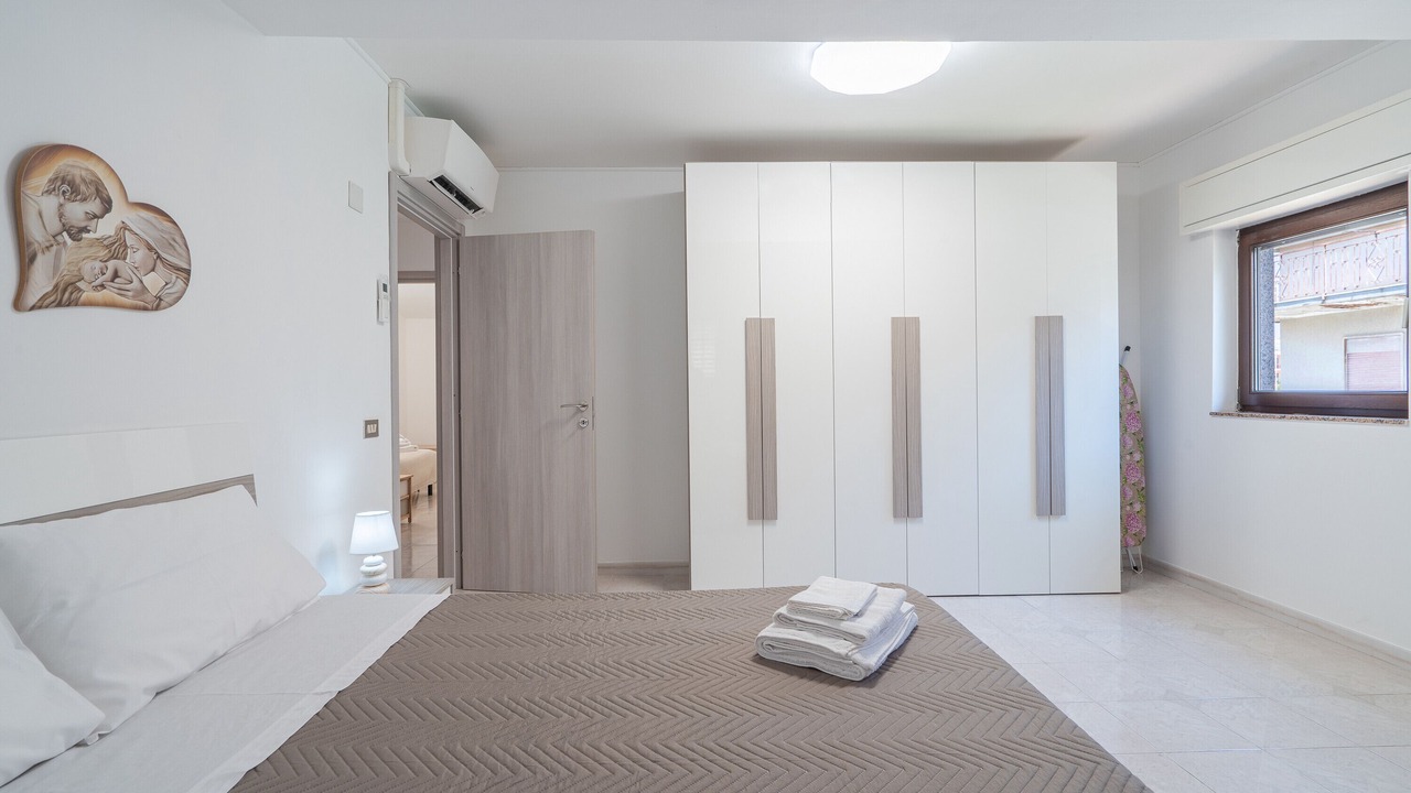 Photo of Bedroom in Tiche