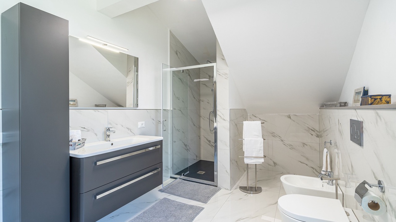 Photo of Bathroom in Tiche