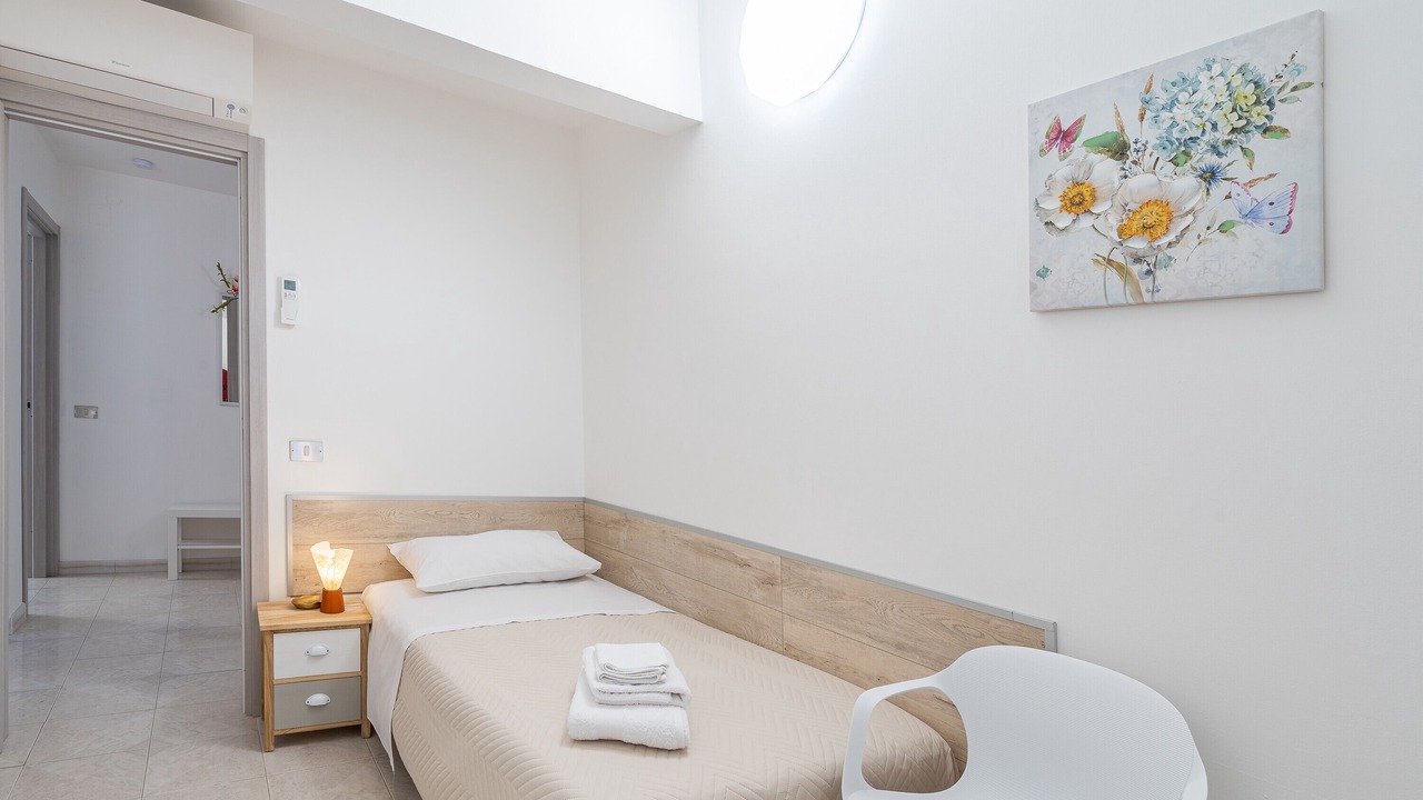 Photo of Bedroom in Tiche