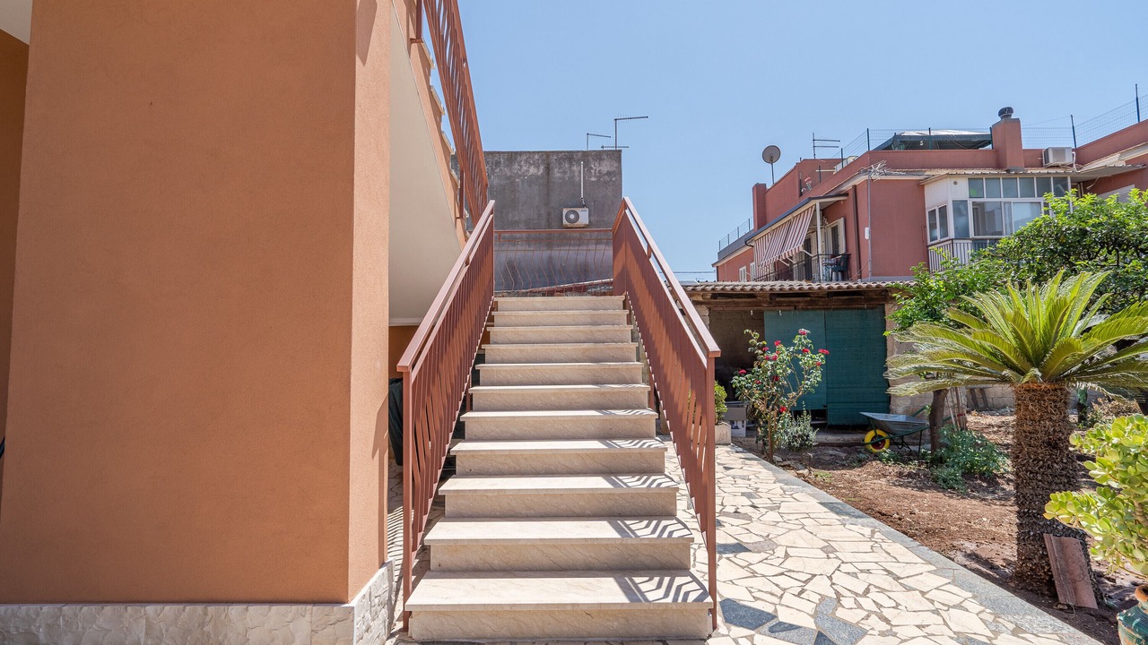 Photo of Outdoor in Tiche
