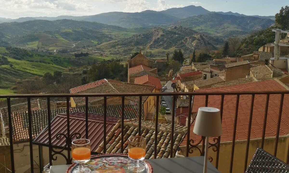 Photo of Outdoor in Leonforte
