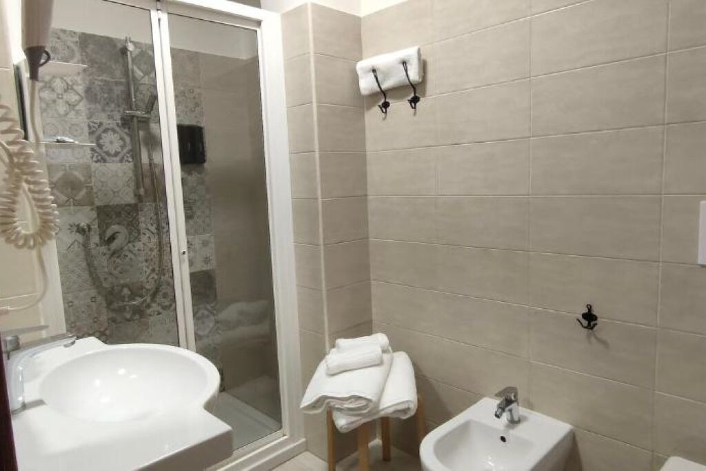 Photo of Bathroom in Syracuse