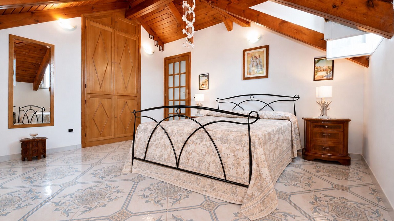 Photo of Bedroom in Minori