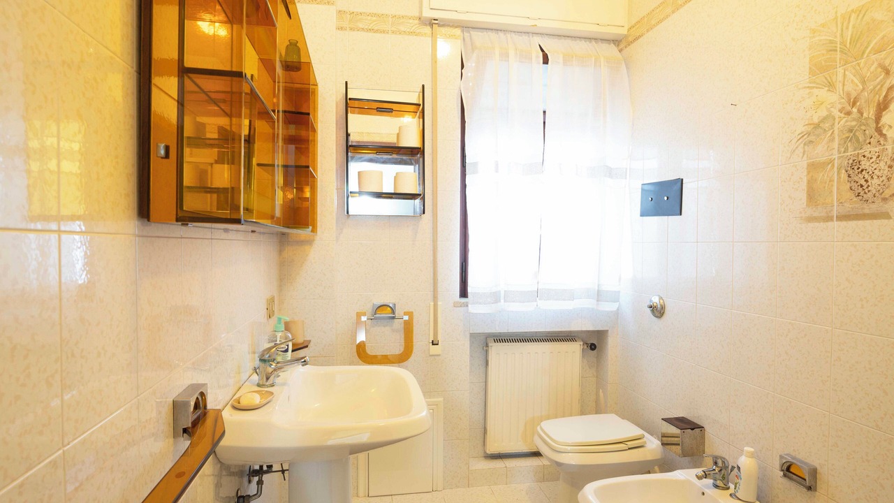 Photo of Bathroom in Carini