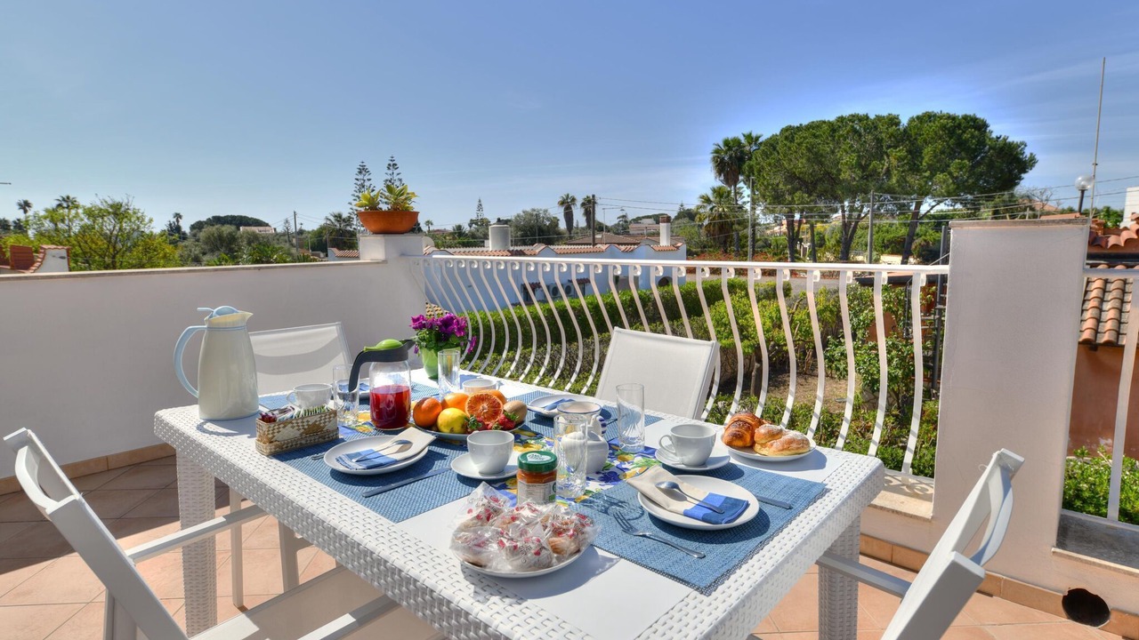 Photo of Patio Balcony in Fontane Bianche
