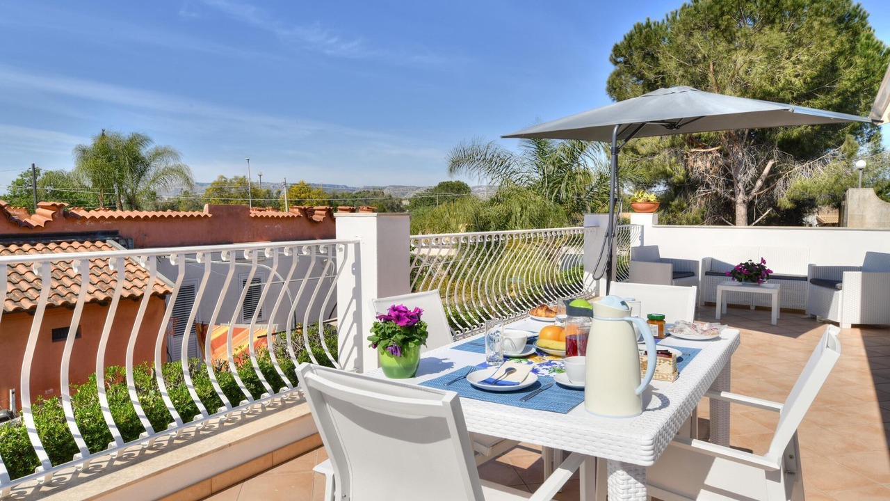 Photo of Patio Balcony in Fontane Bianche