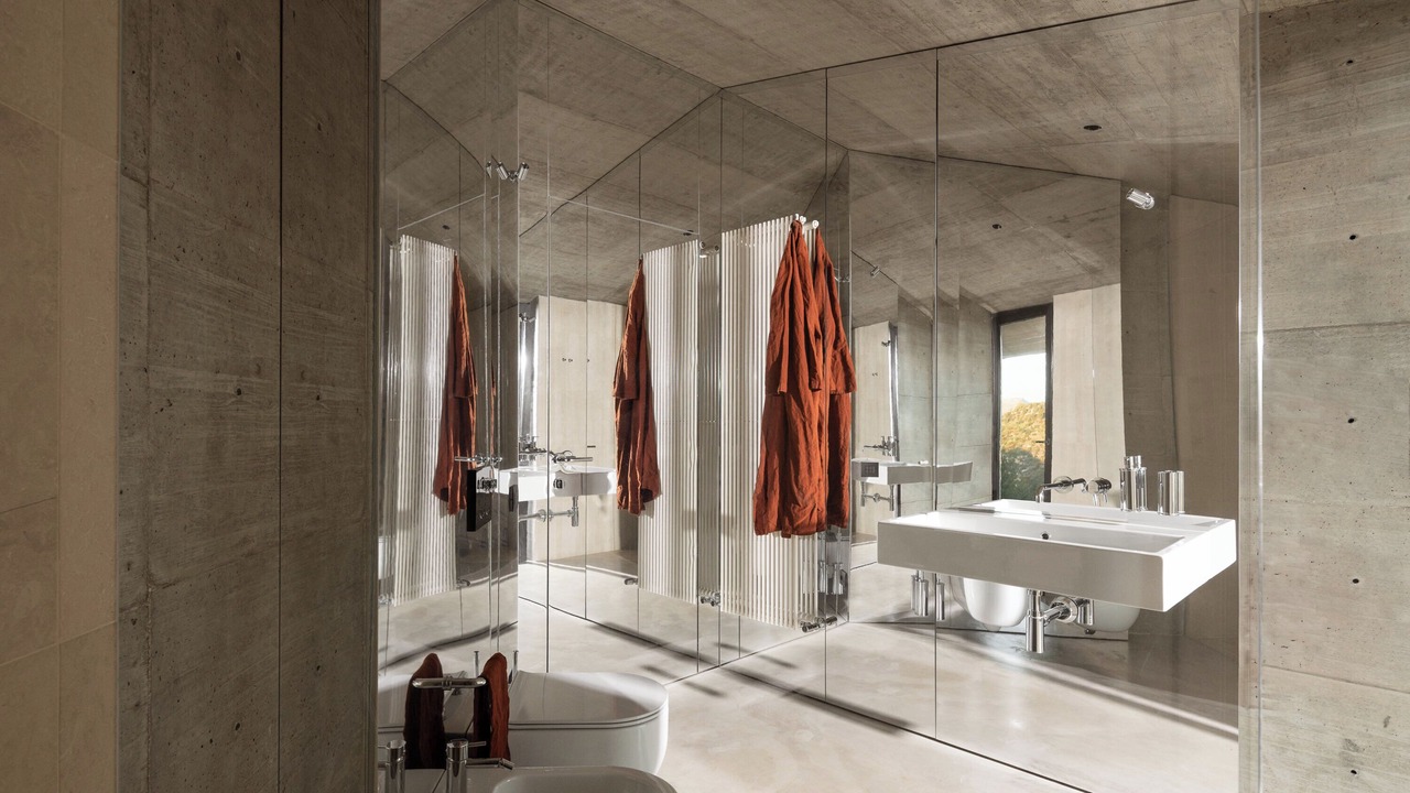 Photo of Bathroom in Avola
