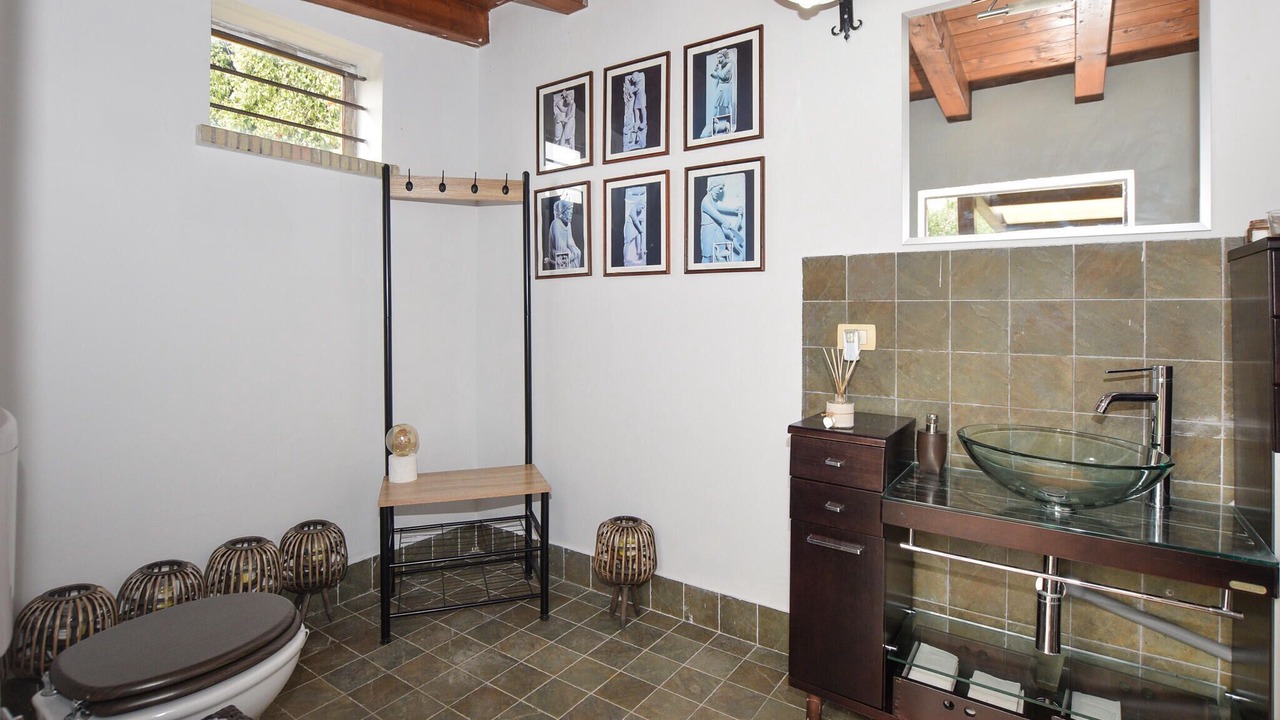 Photo of Bathroom in Syracuse