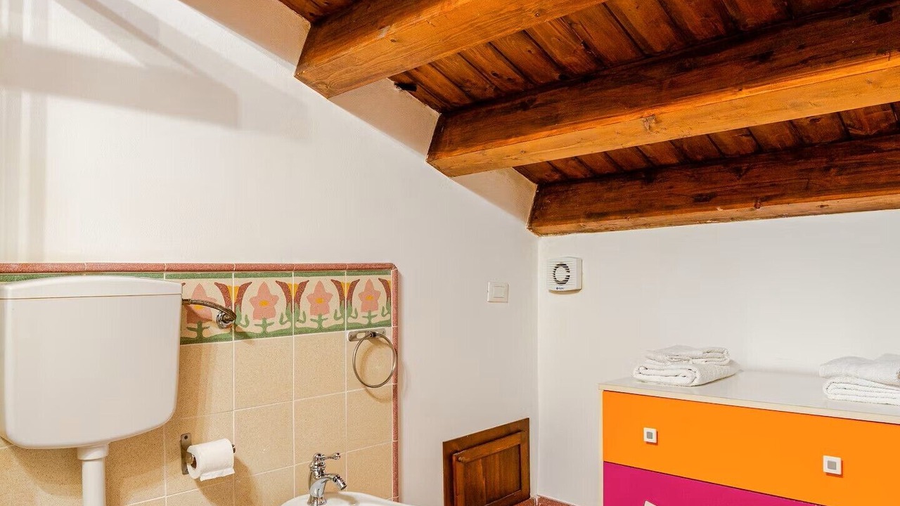 Photo of Bathroom in Kalsa