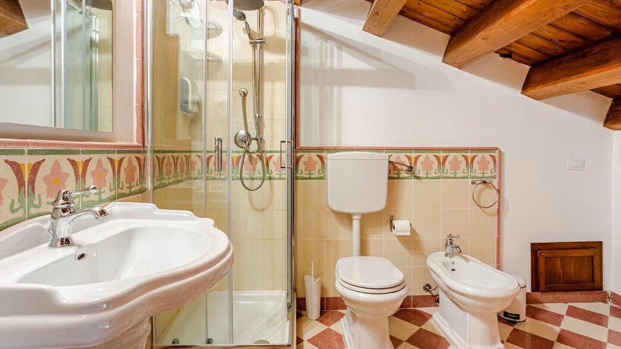 Photo of Bathroom in Kalsa