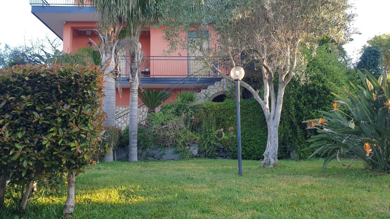Photo of Outdoor in Maugeri