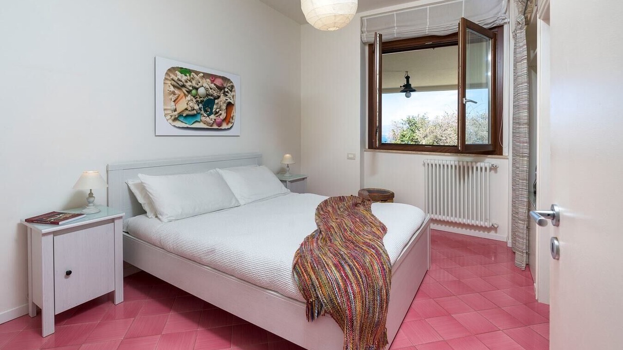 Photo of Bedroom in Costa Saracena-Castelluccio
