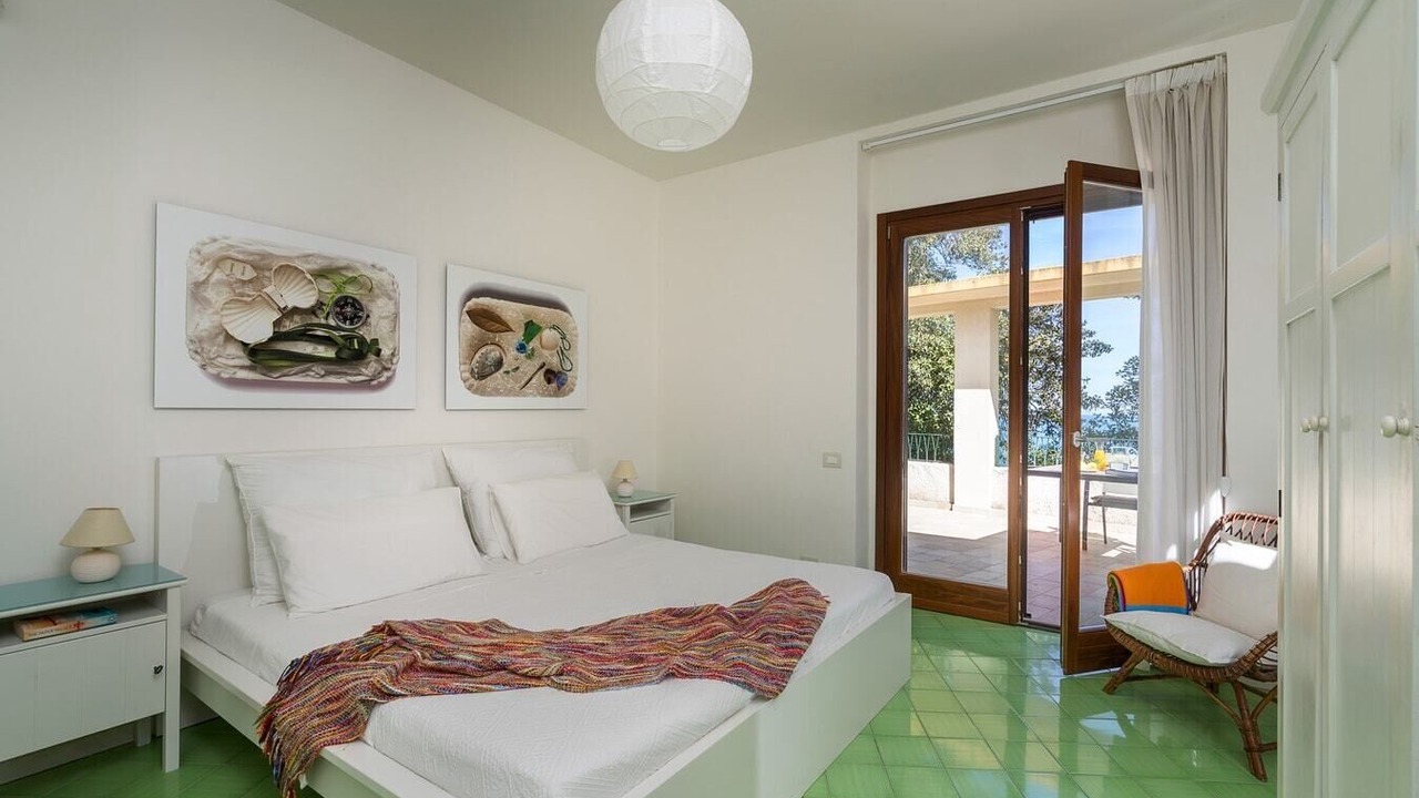 Photo of Bedroom in Costa Saracena-Castelluccio