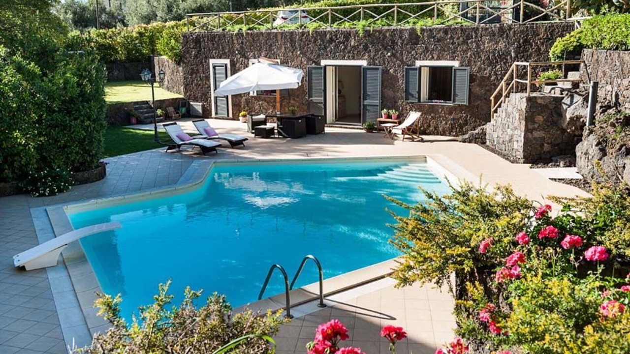 Photo of Outdoor in Ragalna