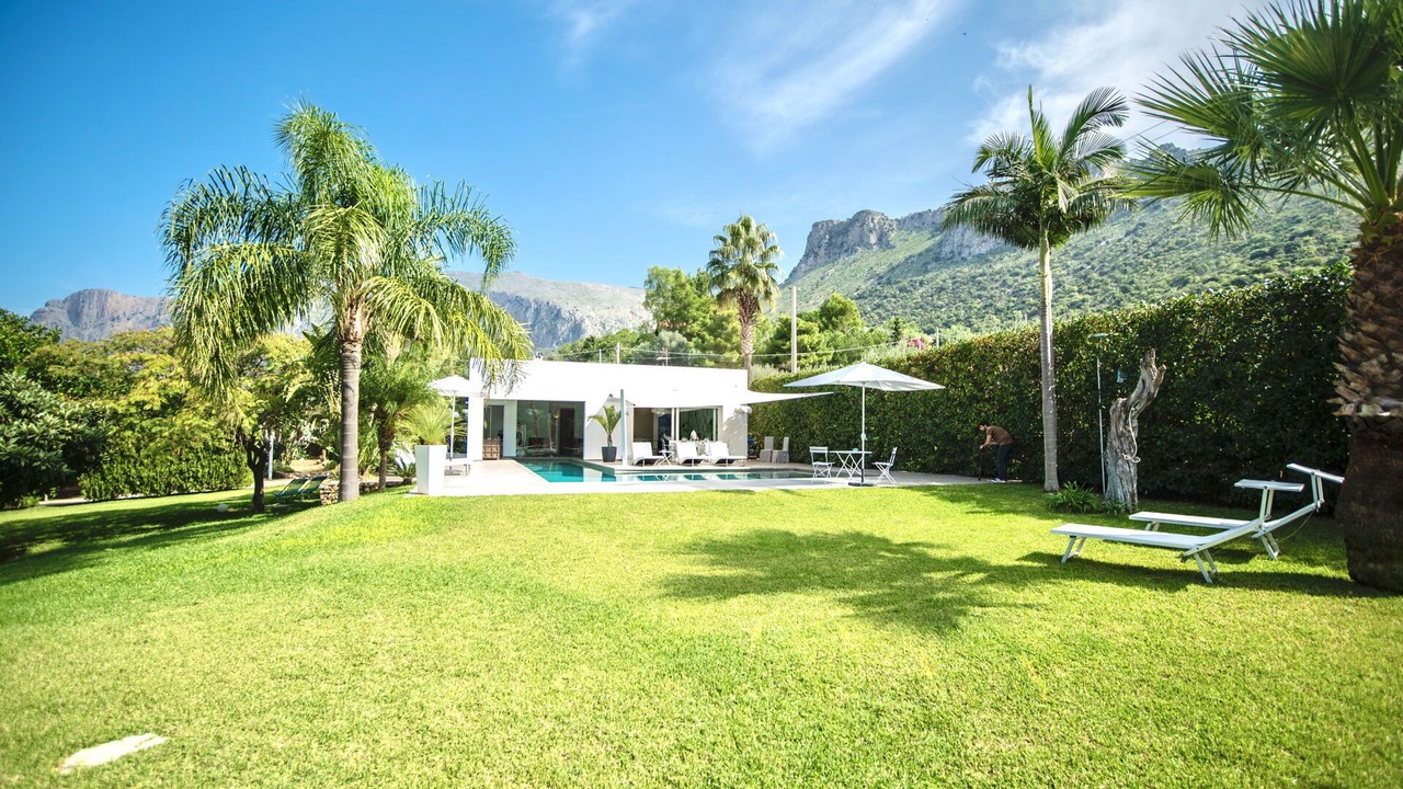 Photo of Outdoor in Terrasini