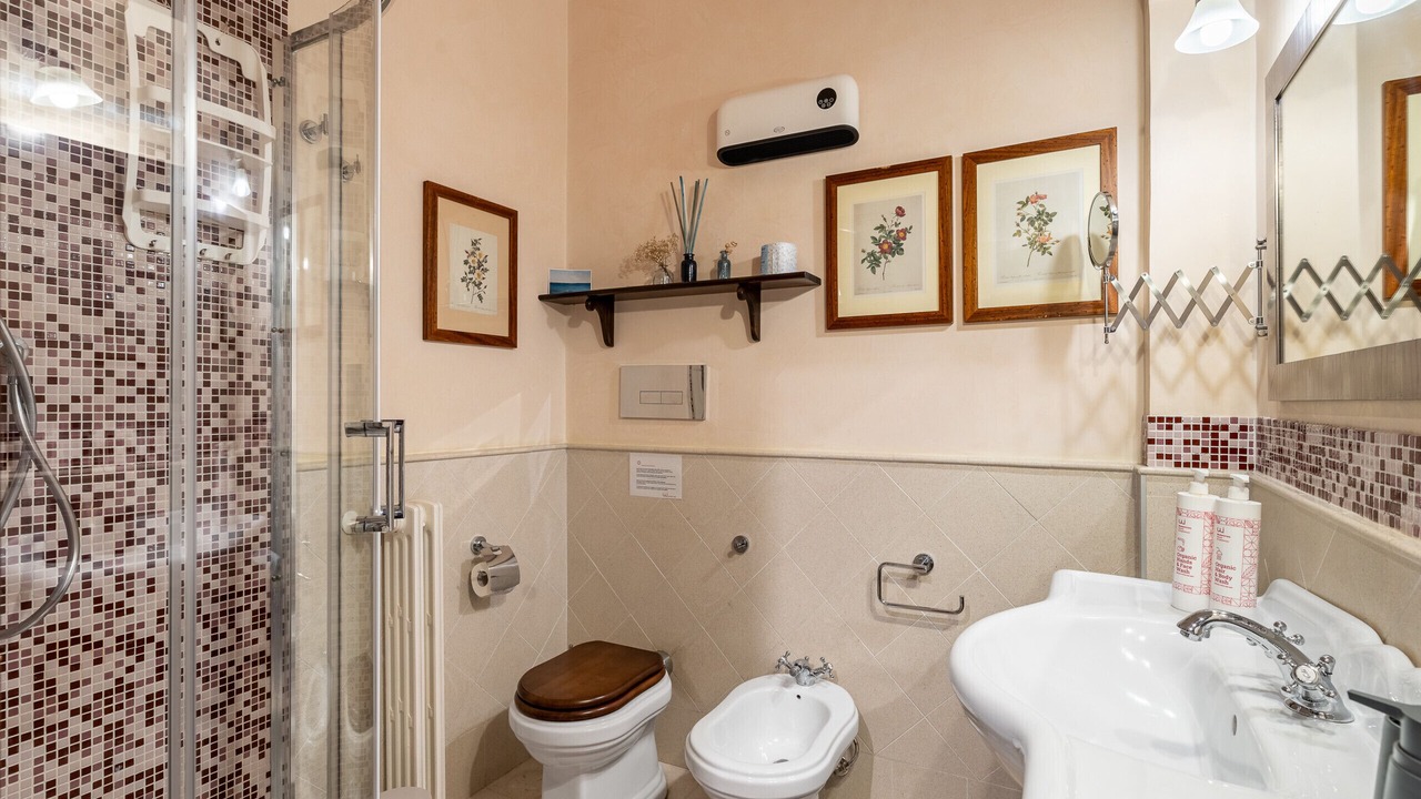 Photo of Bathroom in Santa Lucia