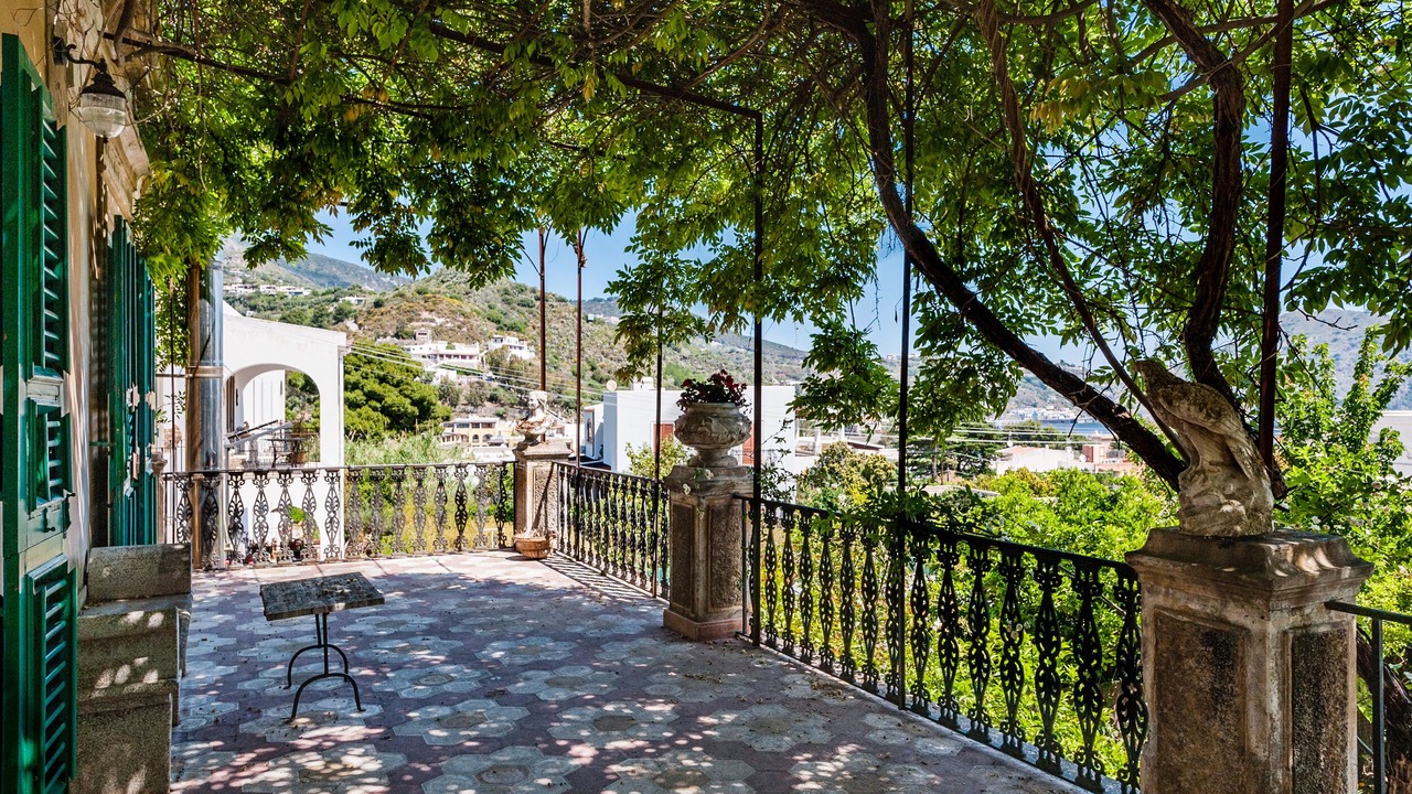 Photo of Patio Balcony in Lipari Historic Centre