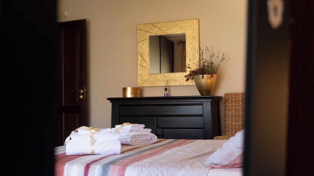 Photo of Bedroom in Naro