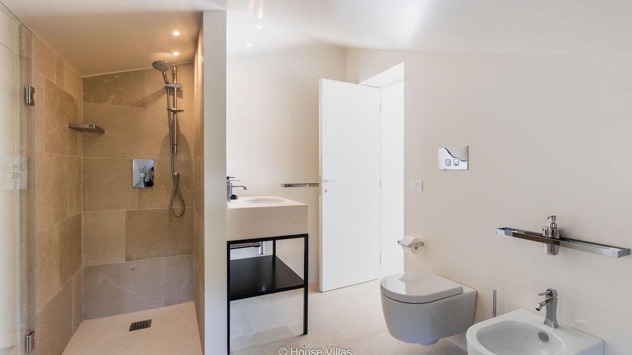 Photo of Bathroom in Plemmirio