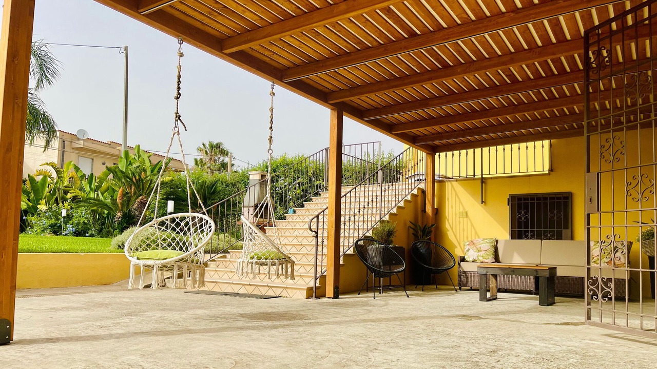 Photo of Patio Balcony in Arini
