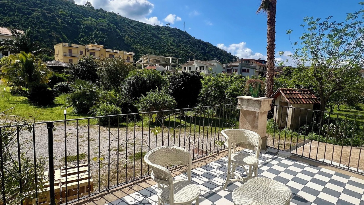 Photo of Patio Balcony in Capo d'Orlando
