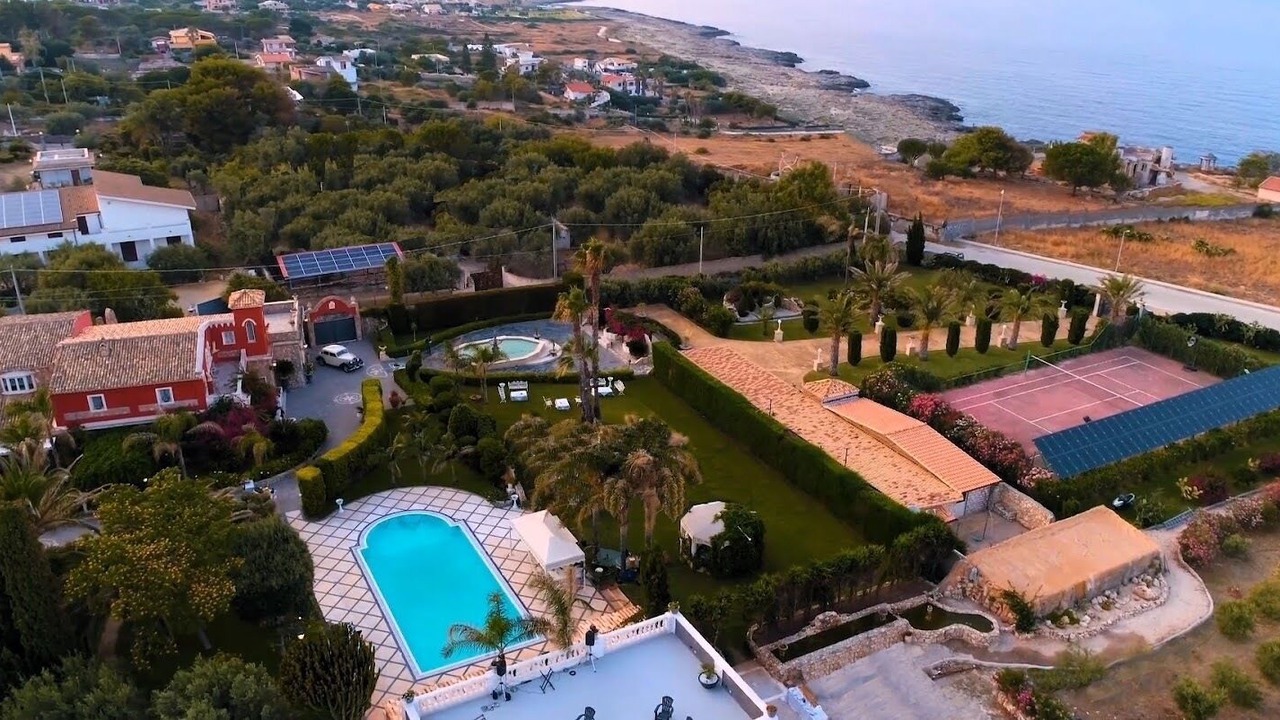 Photo of Outdoor in Brucoli