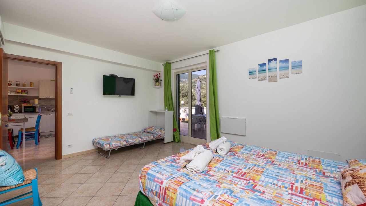 Photo of Bedroom in Patti
