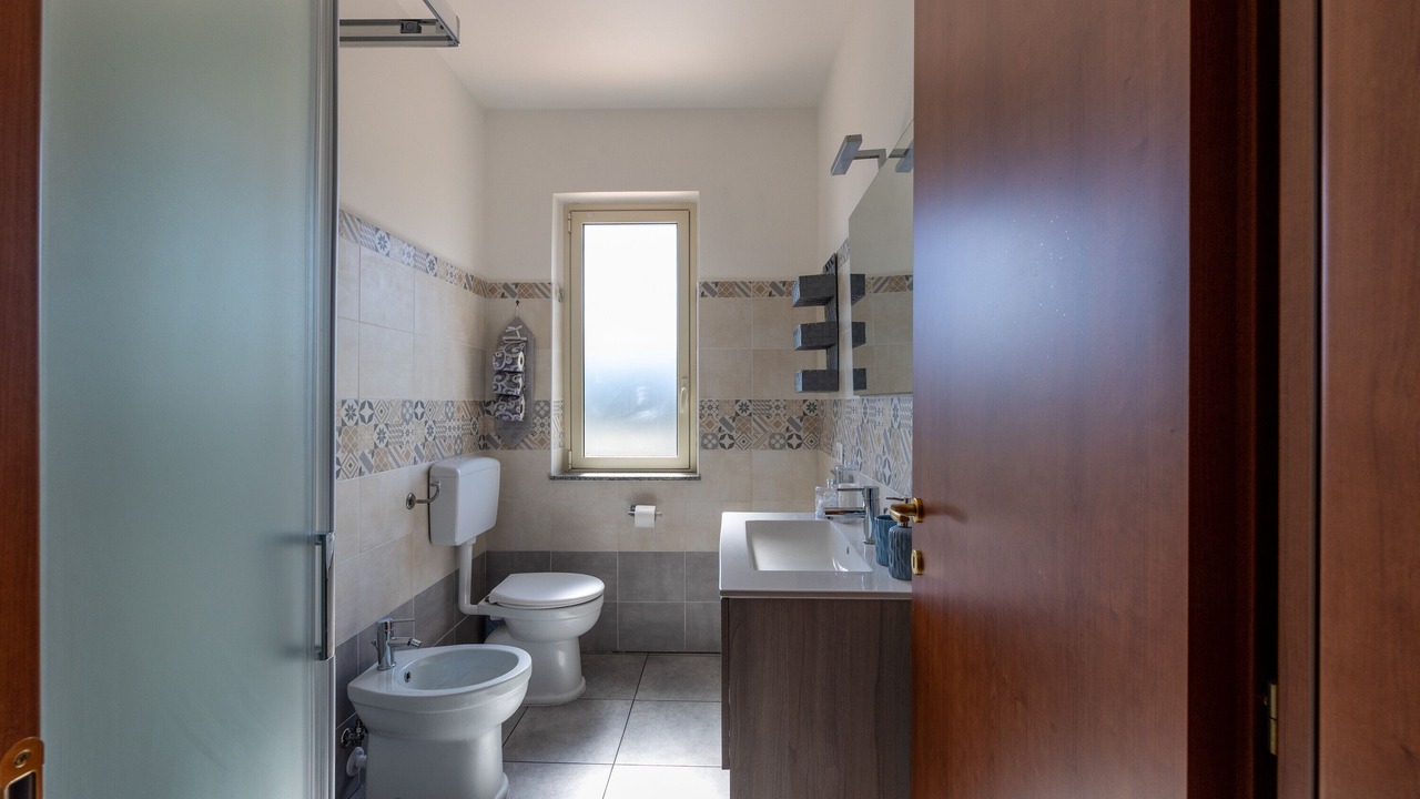 Photo of Bathroom in Patti