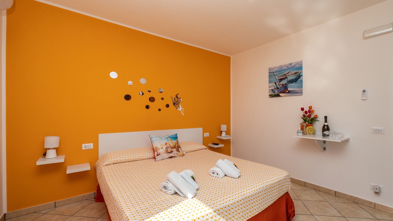 Photo of Bedroom in Patti