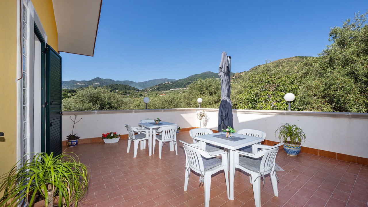 Photo of Outdoor in Patti