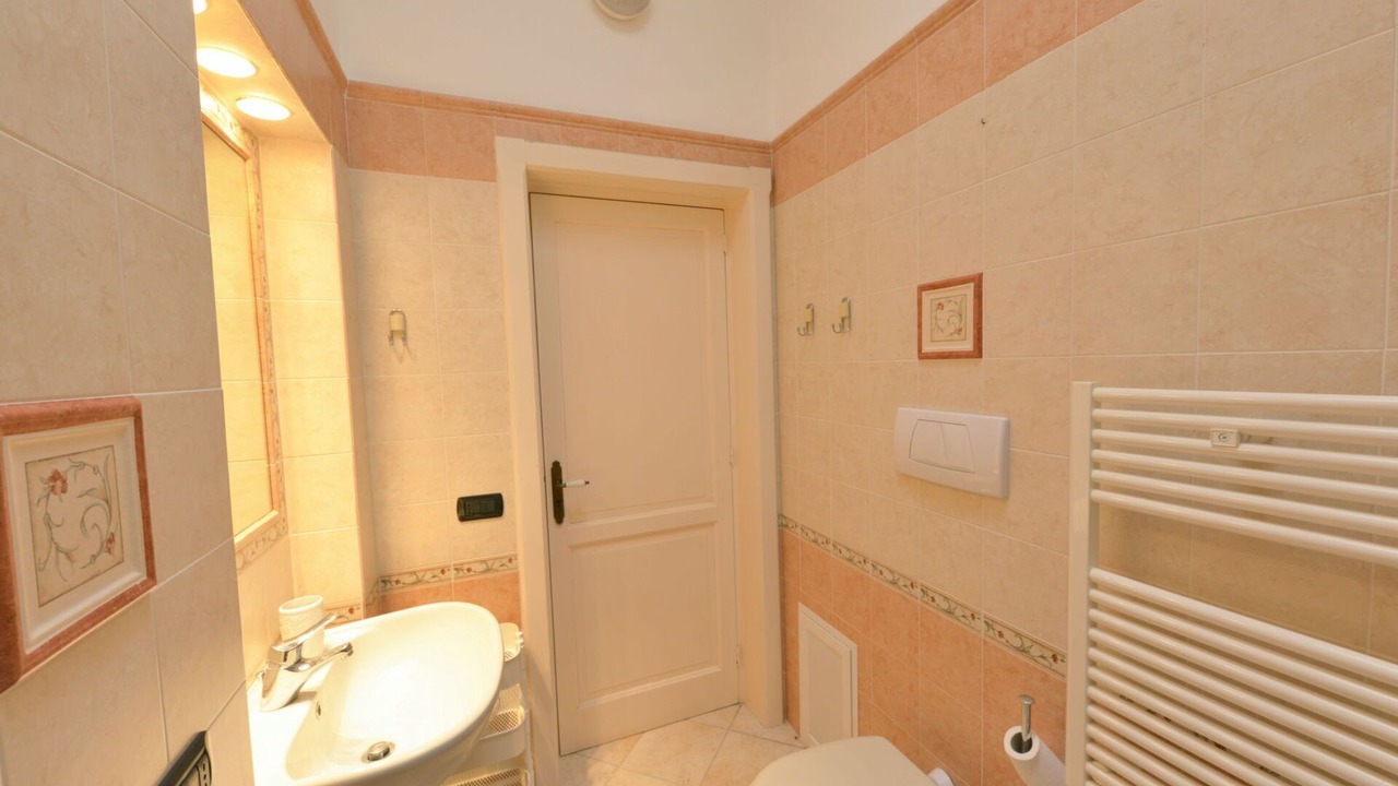 Photo of Bathroom in Floridia