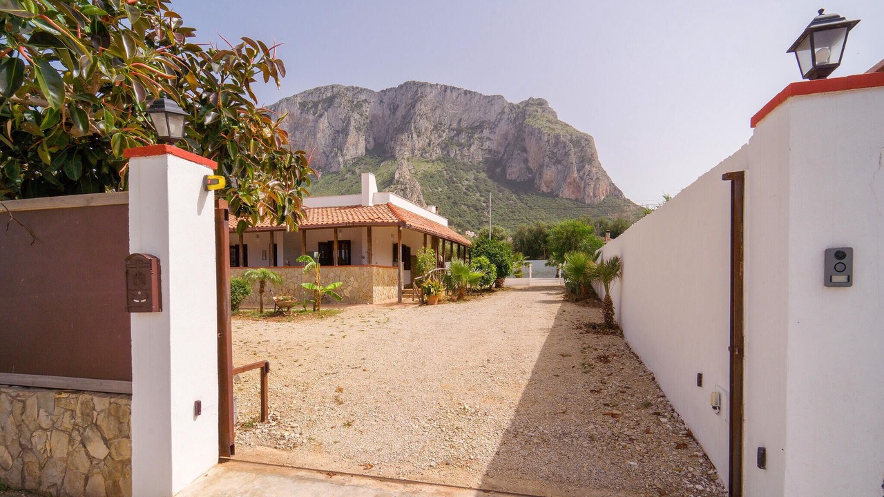 Photo of Others in Cinisi