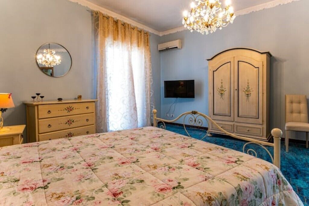 Photo of Bedroom in San Leone