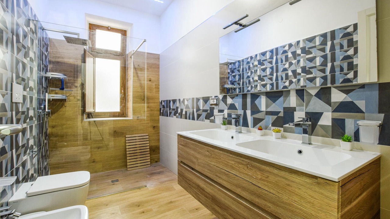 Photo of Bathroom in Mitogio